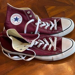 Converse sneakers. Maroon. Size 11 ½. Good condition.